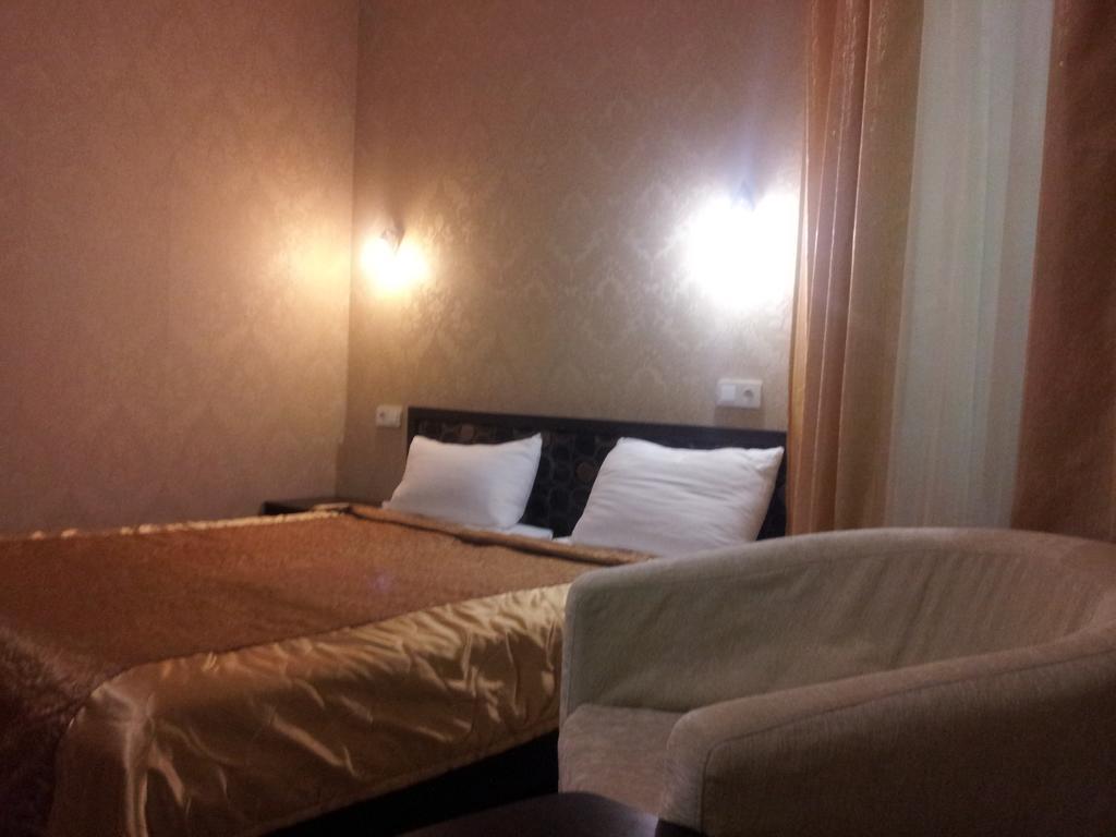 Noy Hotel Harkov Szoba fotó