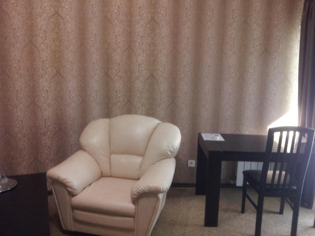 Noy Hotel Harkov Szoba fotó