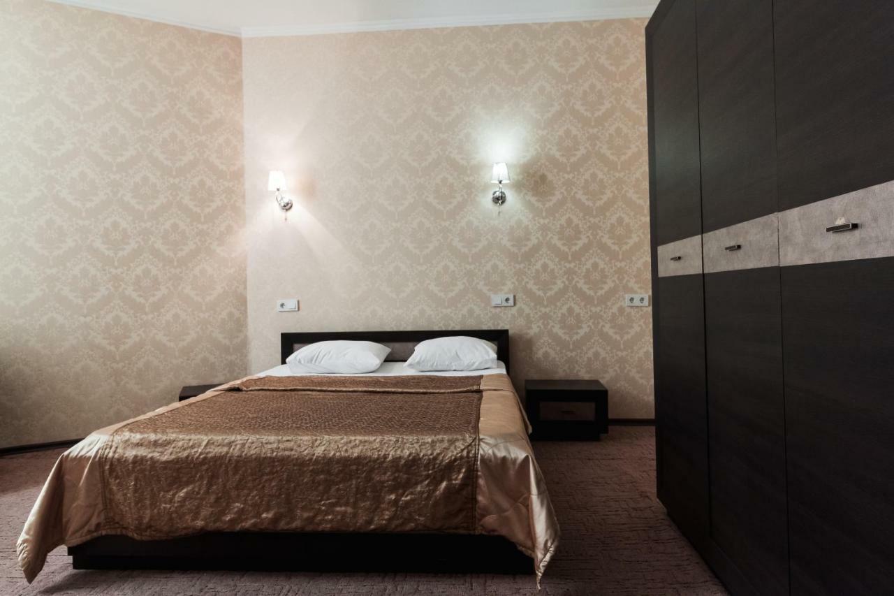 Noy Hotel Harkov Kültér fotó
