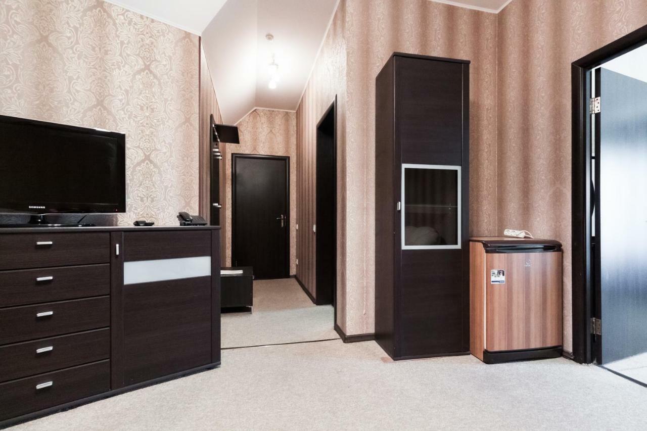 Noy Hotel Harkov Kültér fotó